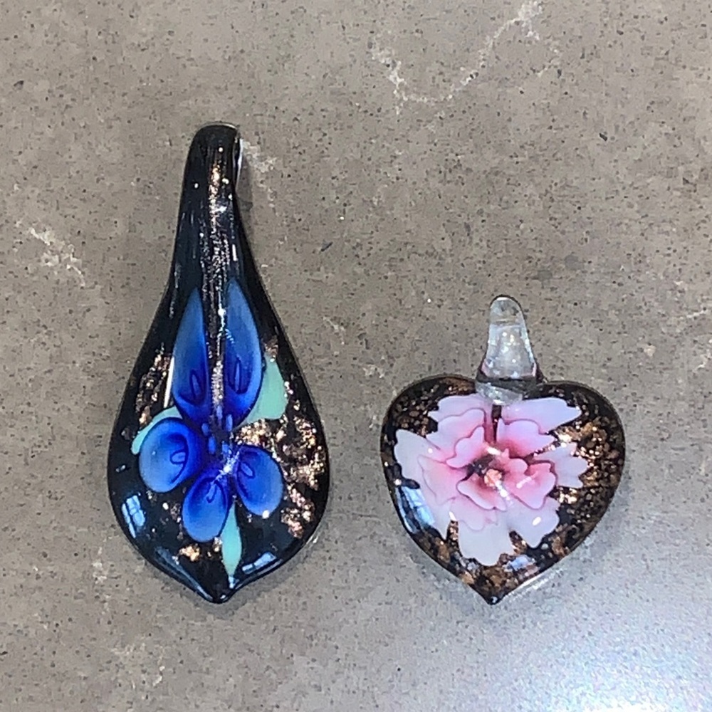 Qty 2 Vintage Hand Blown Glass Glittery Floral Pendants 1.5 and 2.5”